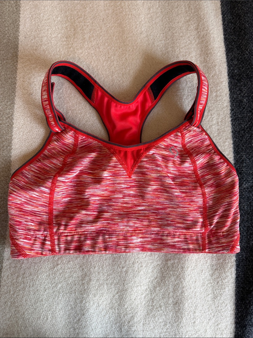 Like New! Moving Comfort Rebound Racer Poppy Red